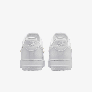 Nike Patike WMNS AIR FORCE 1 07 WB 