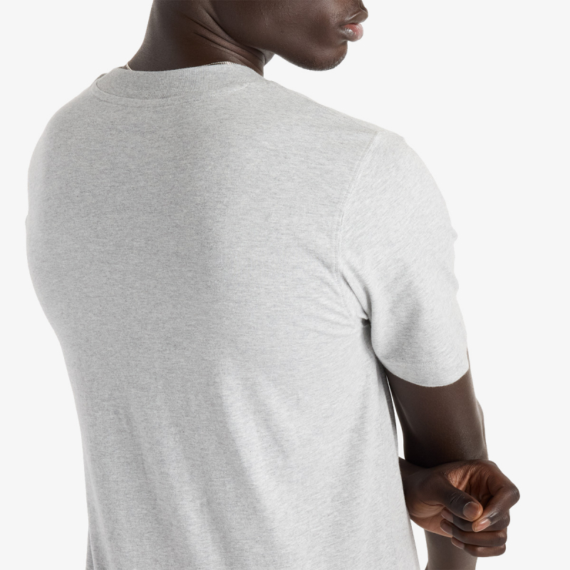 Proizvodi SPORT ESSENTIALS GRADIENT LOGO T-SHIRT 
