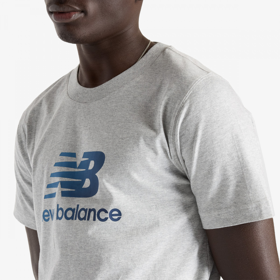 Proizvodi SPORT ESSENTIALS GRADIENT LOGO T-SHIRT 