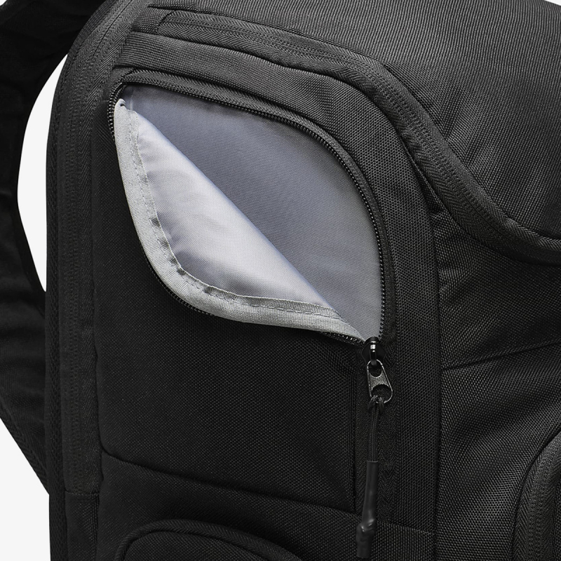 Nike 35l backpack 2025