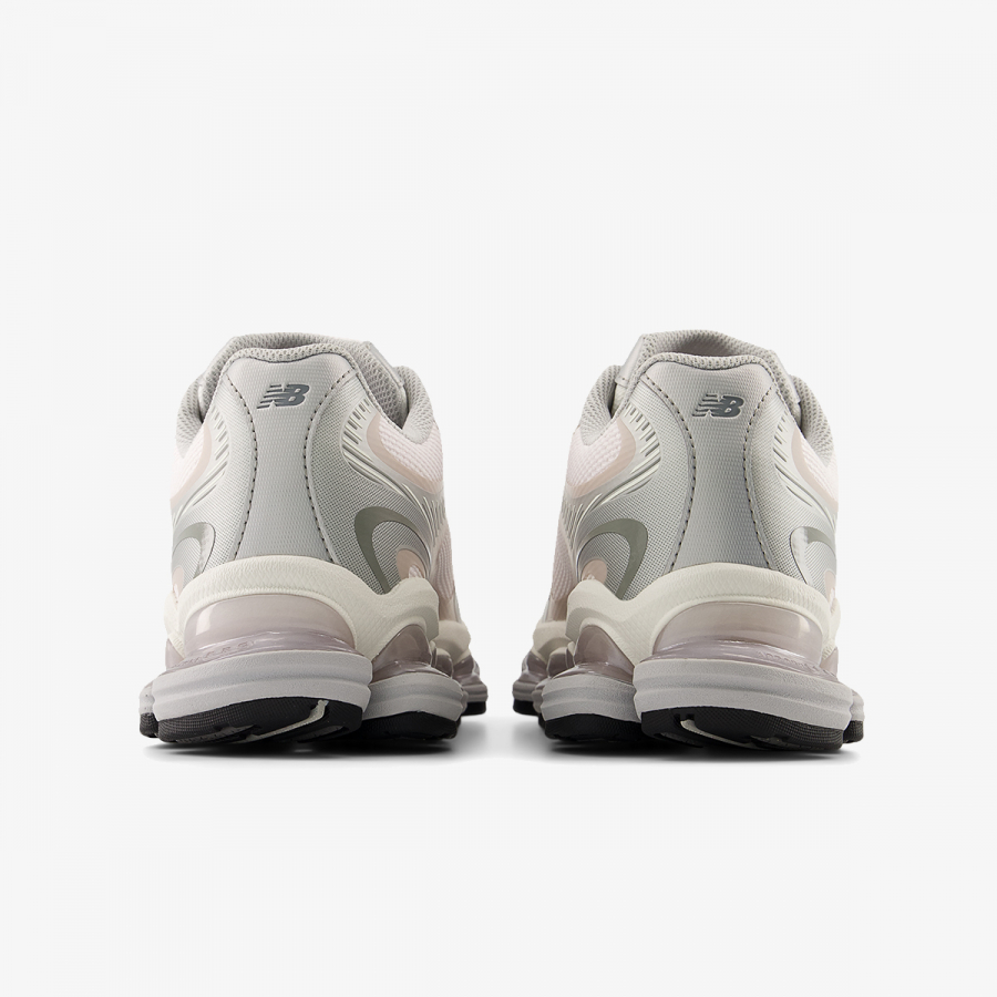 New Balance Patike 2000 